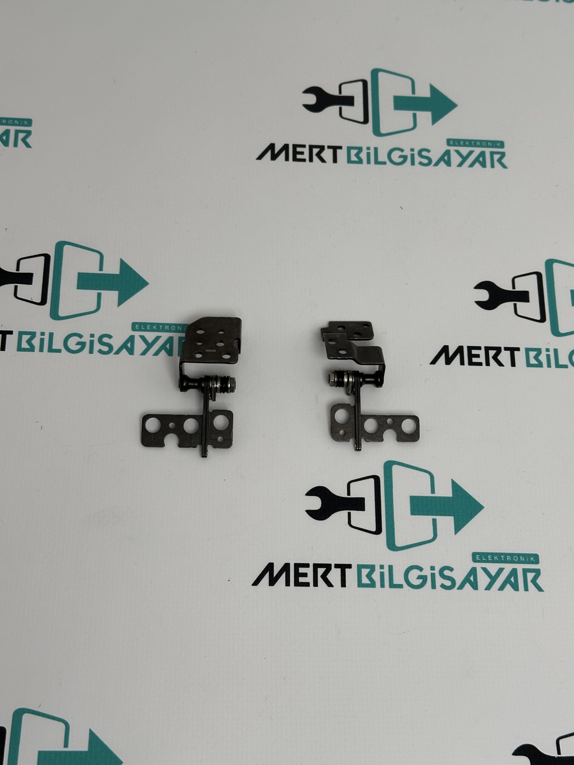 Msi Thin 15 B13UC Menteşe Takımı