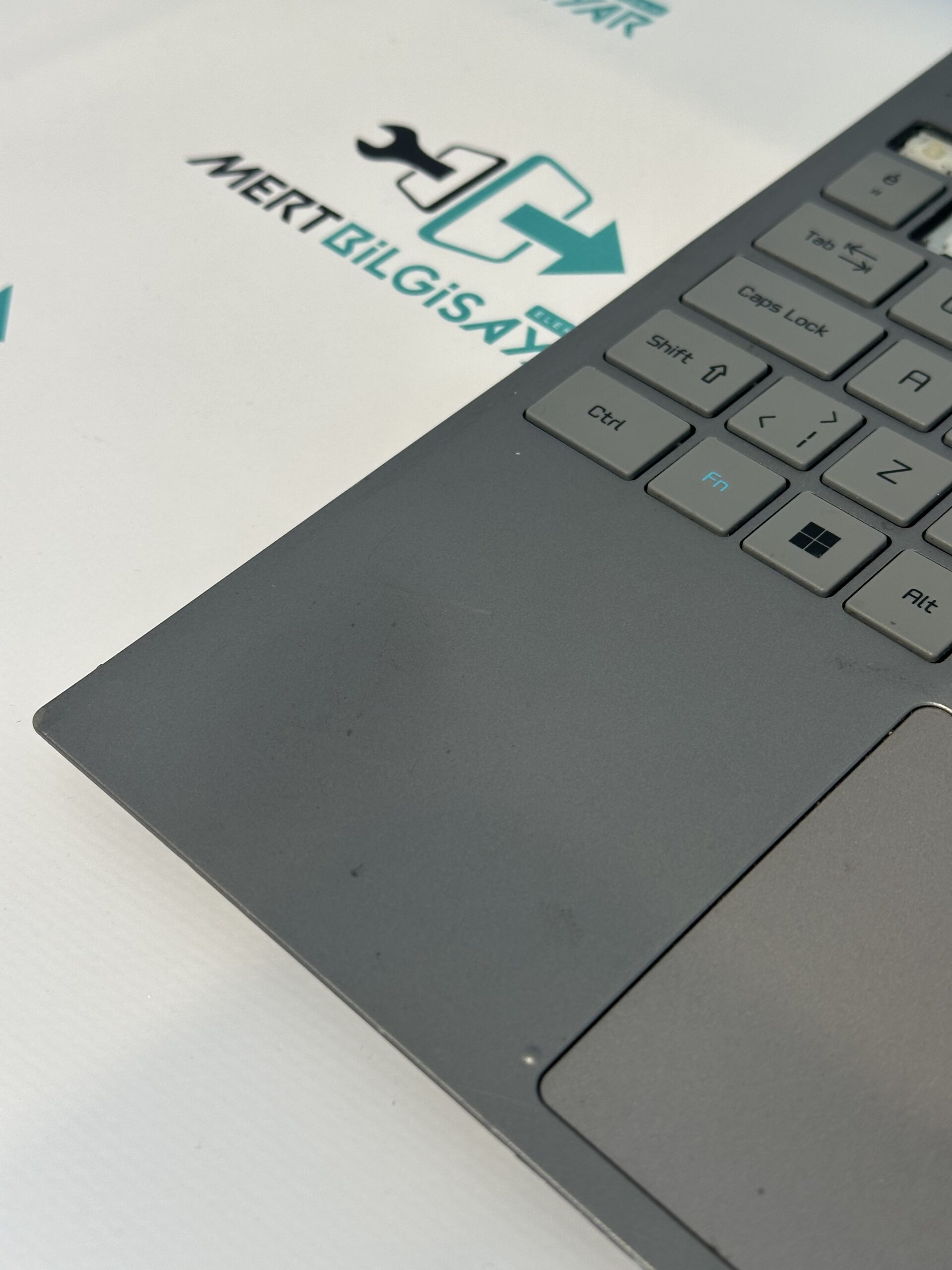 Casper C500-C550 Klavye Kasası- Silver gri renk- Klavye Aktif Değildir-11. Nesil İşlemci Modeli - Görsel 3