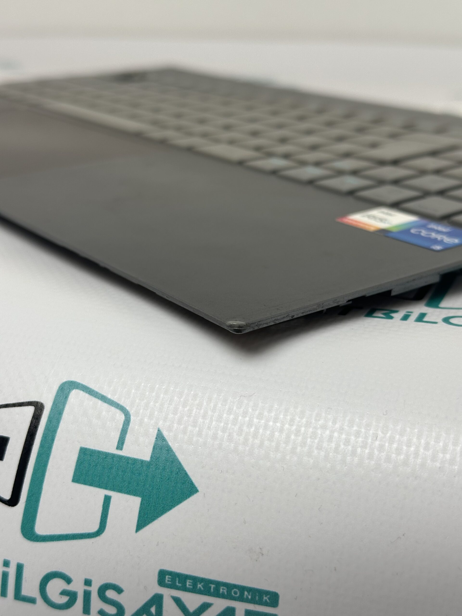 Casper C500-C550 Klavye Kasası- Silver gri renk- Klavye Aktif Değildir-11. Nesil İşlemci Modeli - Görsel 4